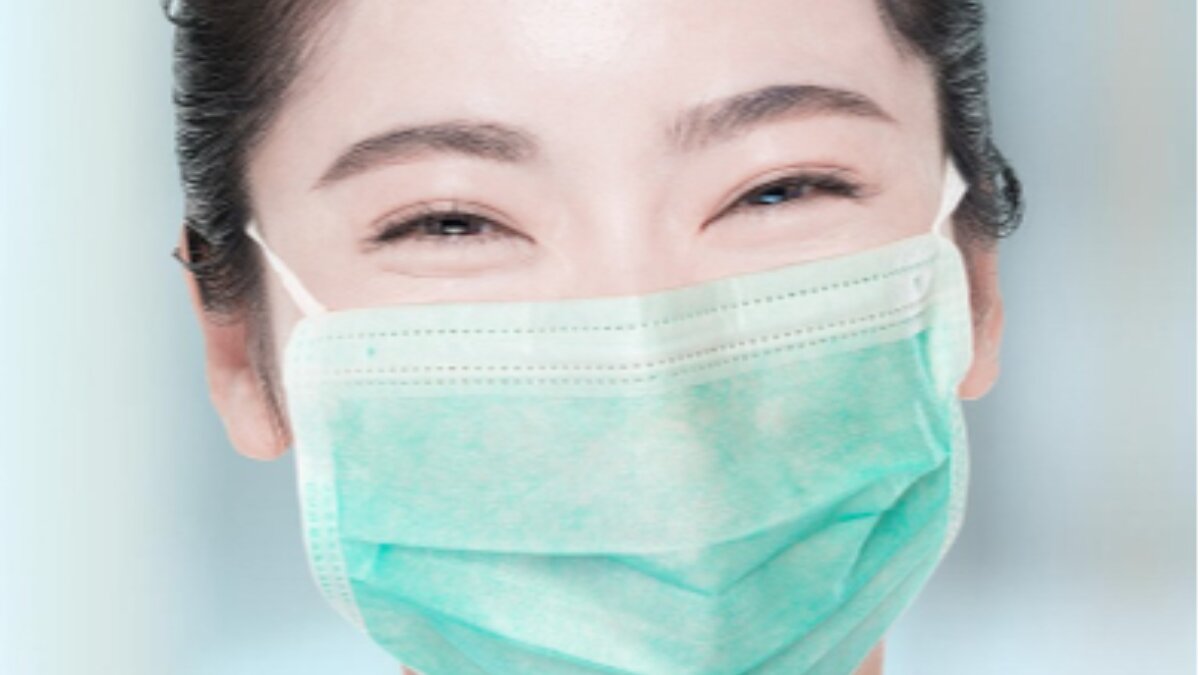 Le mascherine non sono più obbligatorie negli ospedali e nelle RSA